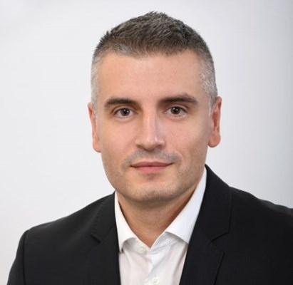 Хората получават нова и нова доза страх от хора които