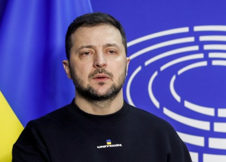 Украинският президент Володимир Зеленски приветства решението на Международния наказателен съд