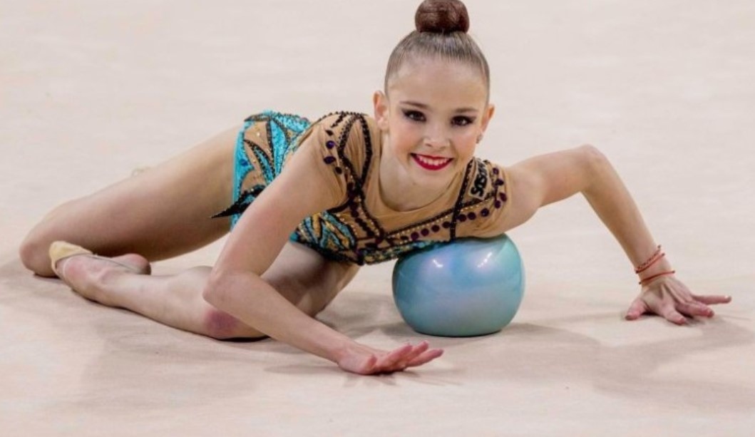 Българката Стилияна Николова спечели златен медал във финала на топка