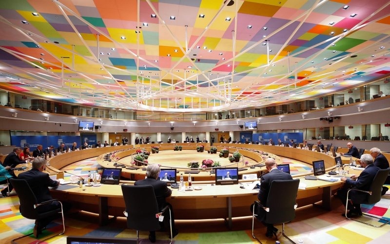 Министрите на външните работи и отбраната заседаваха днес в Брюксел заедно