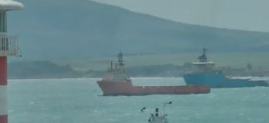 Три български риболовни кораба са задържани в териториалните води на