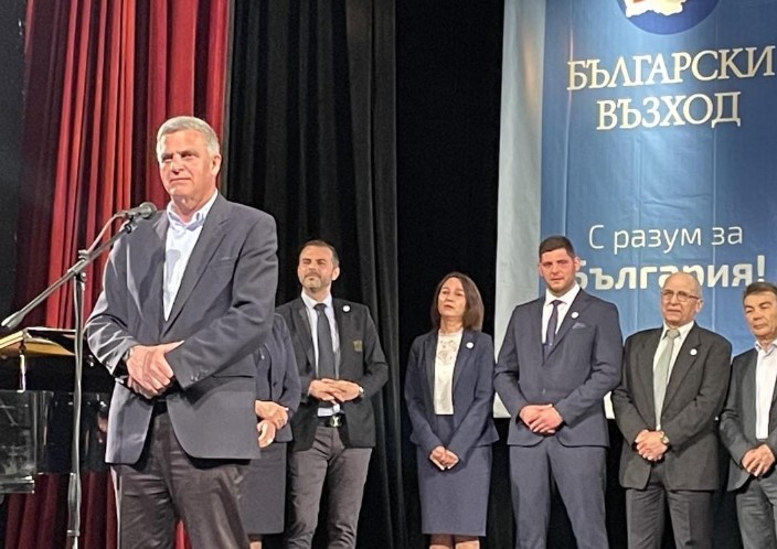 Листата ни в Сливен е от хора с биографии и