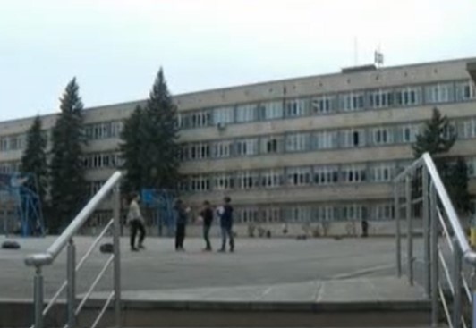 Блокиран учебен процес след заплашителни мейли за поставени взривни устройства