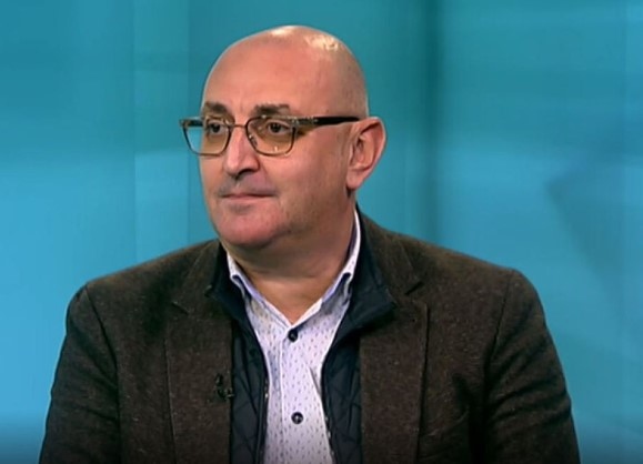 Между нелегалните мигранти които минават и през България се промъкват