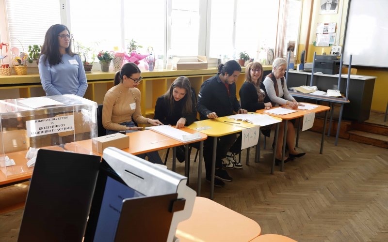 ЦИК ще коригира публикуваните снощи данни при 100 процента обработени