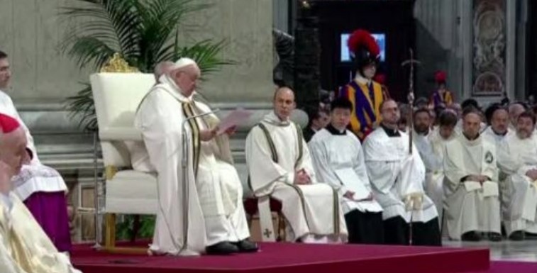 Католическият свят отбелязва днес в Страстната седмица на Възкресение Христово В този