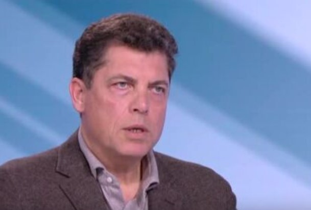 В момента държавният дълг не е прекалено висок но е