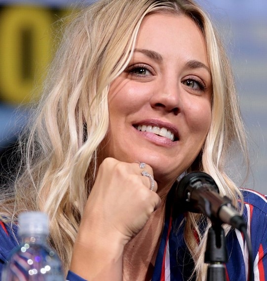 37 годишната актриса от Теория за големия взрив Кейли Куоко и