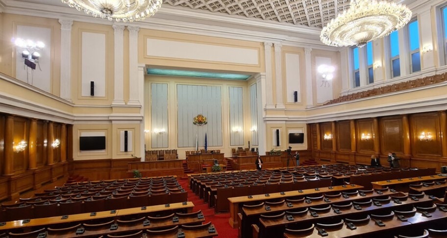 Централната избирателна комисия обяви имената на новите 240 депутати които