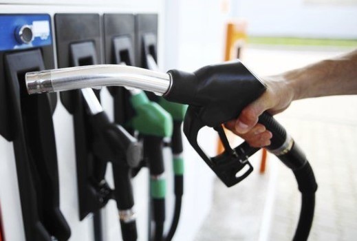 Предполагам че за Великден цените на горивата на бензиностанциите ще