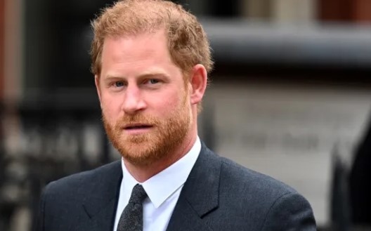 Принц Хари ще пристигне в Лондон за коронацията на крал