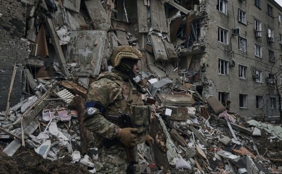 Украинските войски са били принудени да се изтеглят от някои