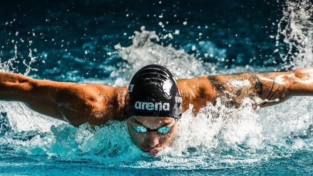Хасковлията Георги Пеев стана шампион на планетата по плуване на