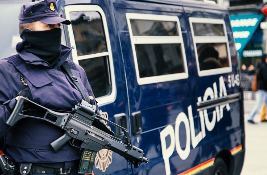 Испанската полиция разби мрежа за трафик на наркотици в Югозападна