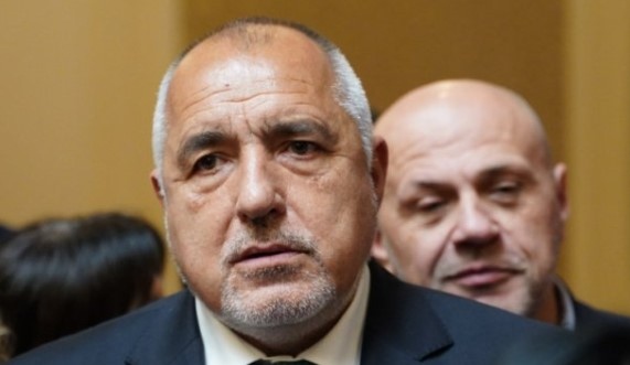 За първия мандат трябва да се изчерпат всички опции между