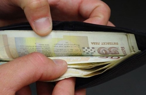 Доходът необходим за издръжка нараства с 3 1 на тримесечна база