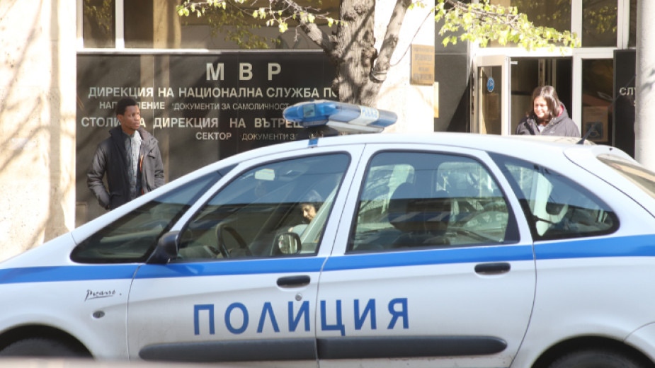  20 нелегални мигранти бяха заловени от полицията в София късно снощи