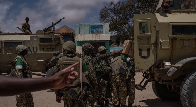 Най малко деветима души са били убити а 60 – ранени