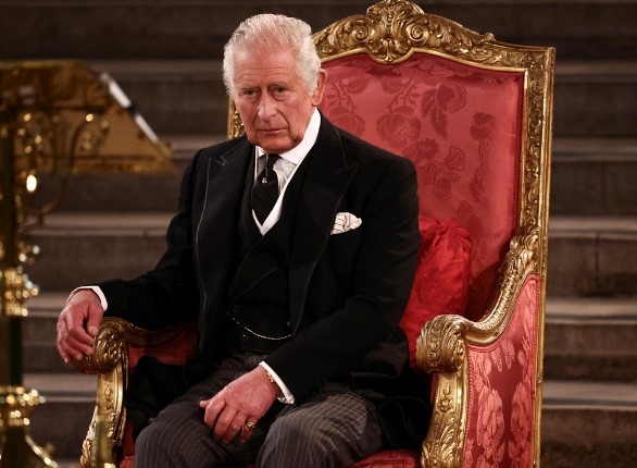 Милиони хора в Обединеното кралство и извън него се подготвят