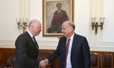 Министър председателят Гълъб Донев прие в Министерския съвет новия посланик на