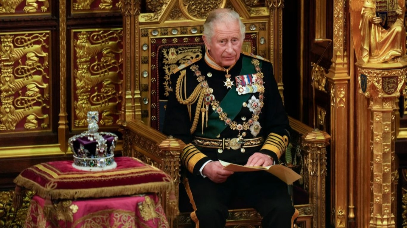 Британският крал Чарлз Трети воден от своите непоклатими принципи за
