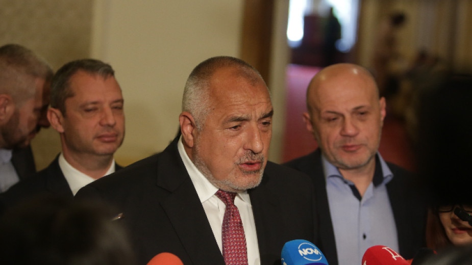 ПП ДБ взривяват единствената добра за държавата ситуация с цел отиване