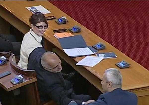 Прокуратурата се ослушва за депутатския имунитет на лидера на Възраждане