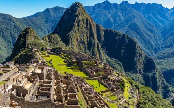 Двама европейски туристи са изгонени от историческото място в Перу