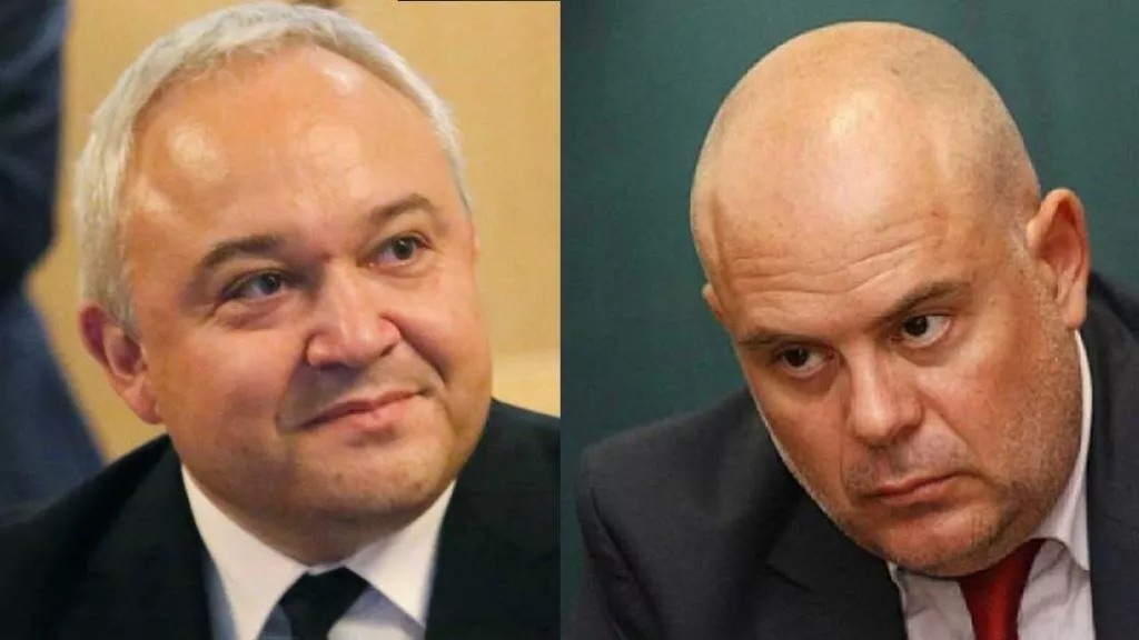 Главният прокурор Иван Гешев остро атакува служебния вътрешен министър Иван