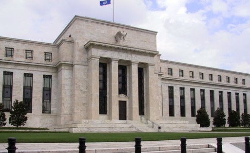Федералният резерв предупреди, че неотдавнашните банкови сътресения могат да подхранят