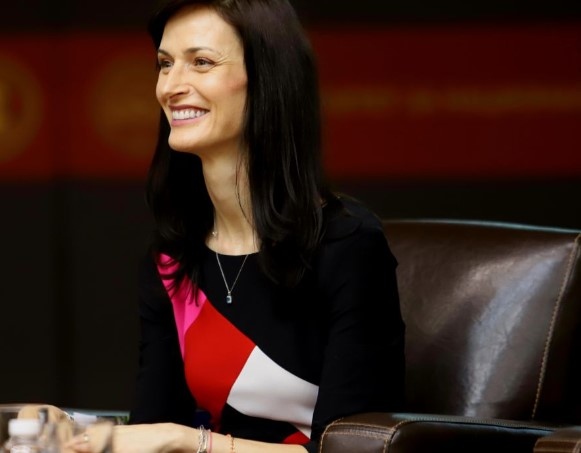 Номинираната от ГЕРБ СДС за министър председател Мария Габриел ще се срещне