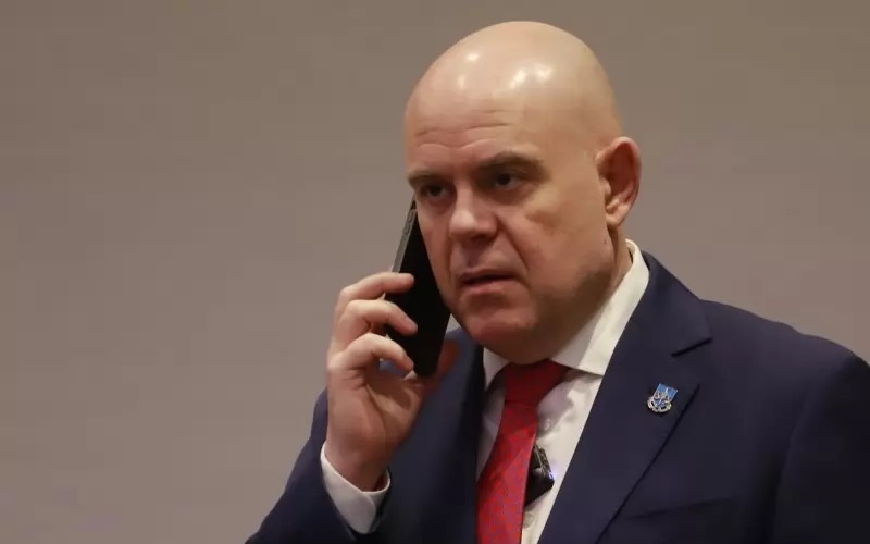 Номинираната за премиер от ГЕРБ СДС Мария Габриел обяви че една