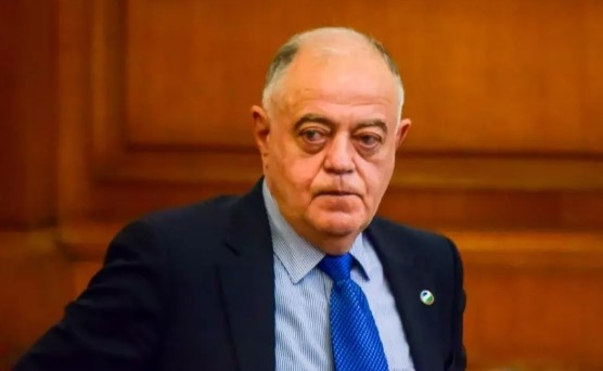 Смяната на Гешев със Сарафов подготвяна от ГЕРБ и ДПС