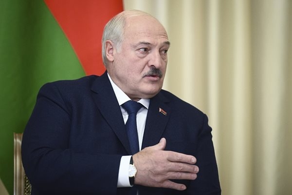 Беларуският президент Александър Лукашенко е приет в болница край Минск