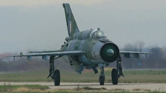 В понеделник Румъния официално изтегли от експлоатация флота си от МиГ 21 