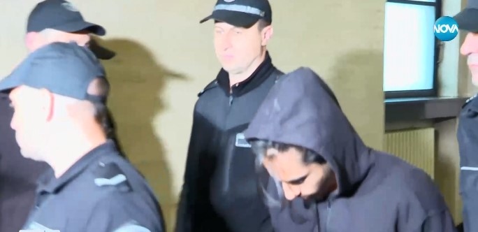 Оставиха за постоянно в ареста Адриан Антонов 18 годишният шофьор който