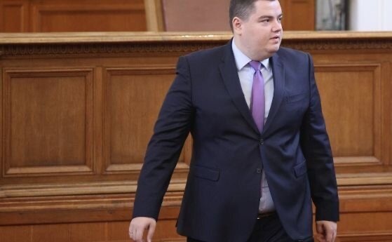 Парламентарните групи на ГЕРБ и Продължаваме промяната Демократична България