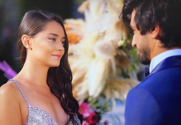 Валерия е щастливата победителка след големия над 3 часов финал на