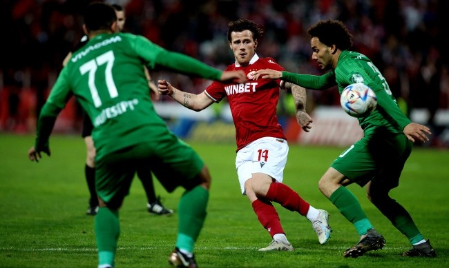 Лудогорец и ЦСКА завършиха 2 2 в един от най интересните мачове