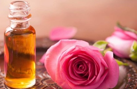 Заплаха за българското розово масло заради регламент, който се подготвя