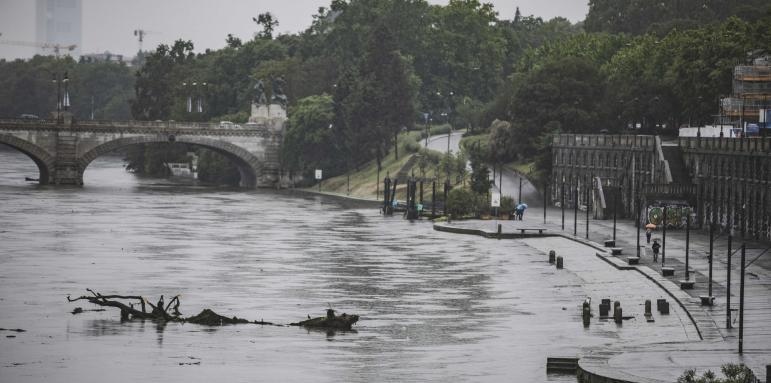 Италианското правителство прие спешни мерки за подпомагане на хората и