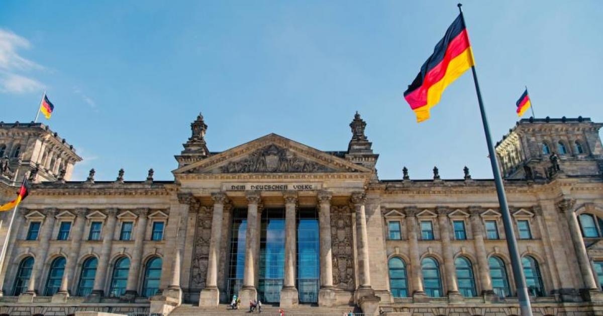 Германската икономика изпадна в рецесия след като второ поредно тримесечие