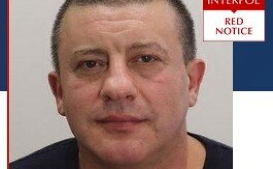 Красимир Каменов по известен като Къро е застрелян в дома си