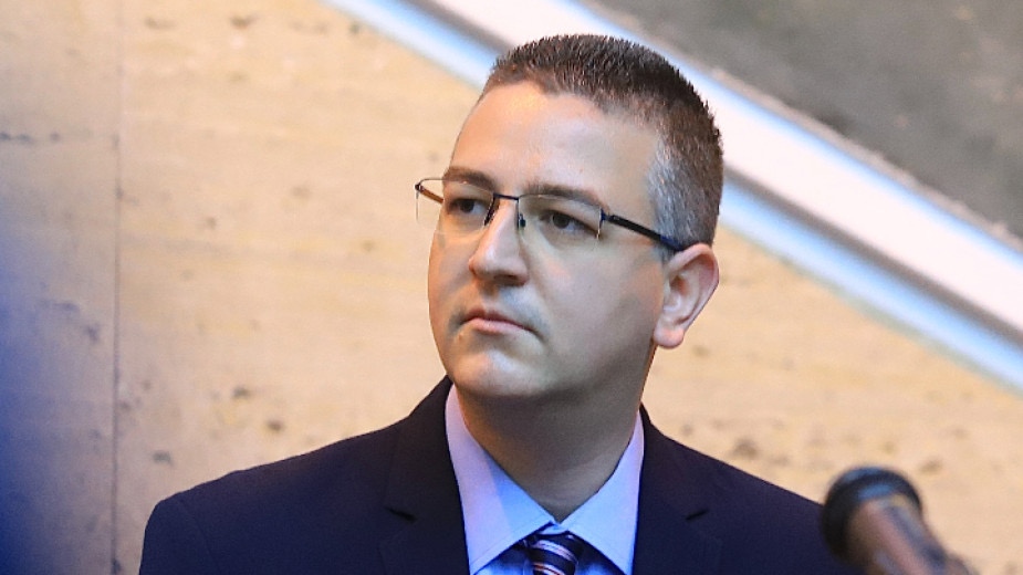 Преди балотажа в Турция опозиционният кандидат Кемал Калъчдароглу значително втвърди националистическия