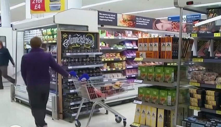 Френското правителство засилва натиска върху големите търговски вериги за да