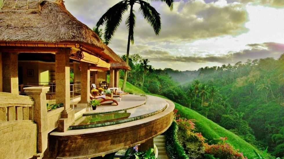 Министърът на туризма и творческата икономика на Индонезия Сандиага Уно