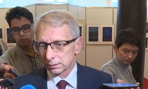 Вече има размразяване на преговорите между ГЕРБ СДС и ПП ДБ Това