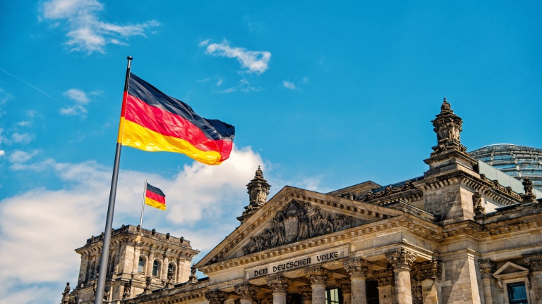 Правителството на Германия обяви решение да закрие четири руски консулства