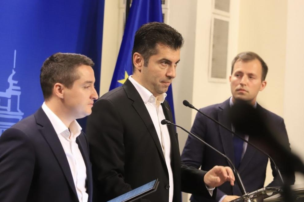 В последните дни са налице атаки срещу парламентарната република В