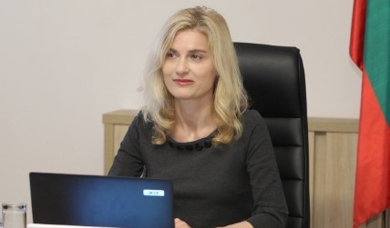 Туристическият бранш е разочарован от номинацията на Зарица Динкова за